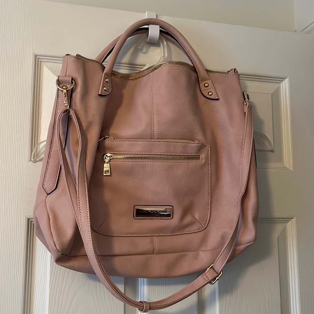 Pink purse so adorable very clean